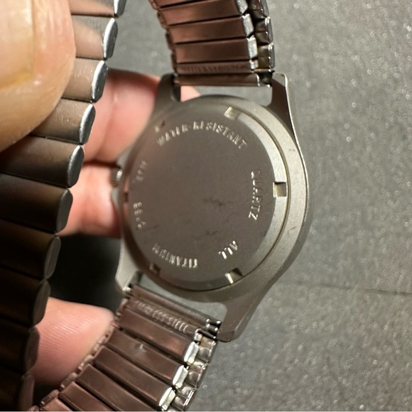 Vintage Pisano Mens Quartz Titanium Watch Date Just Stretch Bracelet Working - Picture 11 of 11